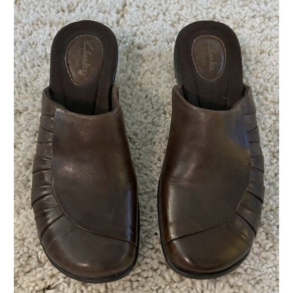 Clarks Brown Leather Slip On Clog Mules Shoes 7 Narrow - Picture 1 of 5